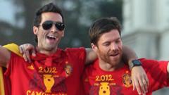 Arbeloa v Alonso: Benitez on his former players turned managers