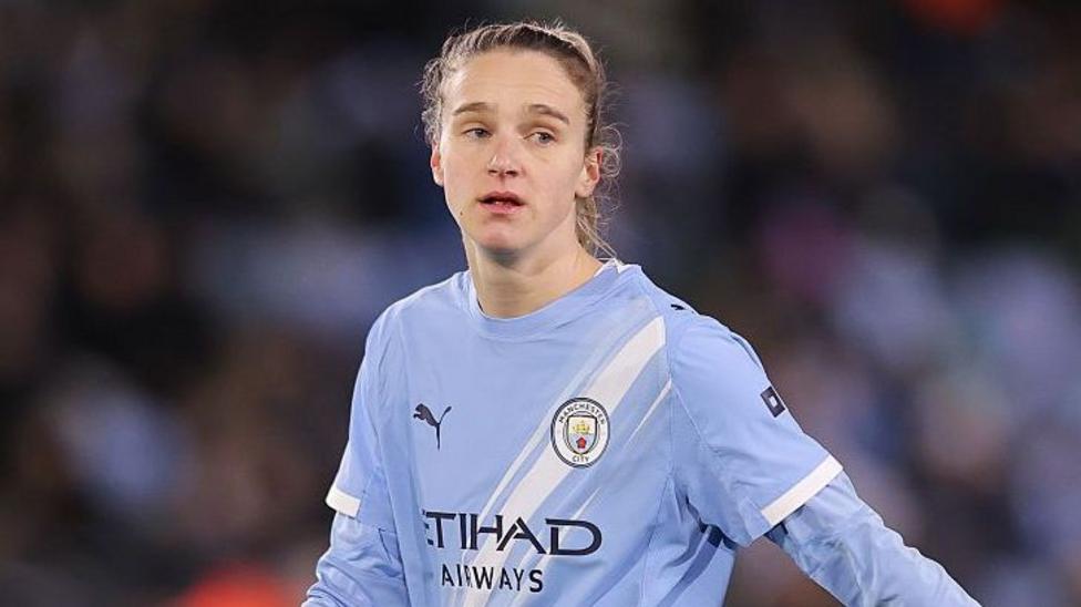Miedema to miss start of season with knee injury