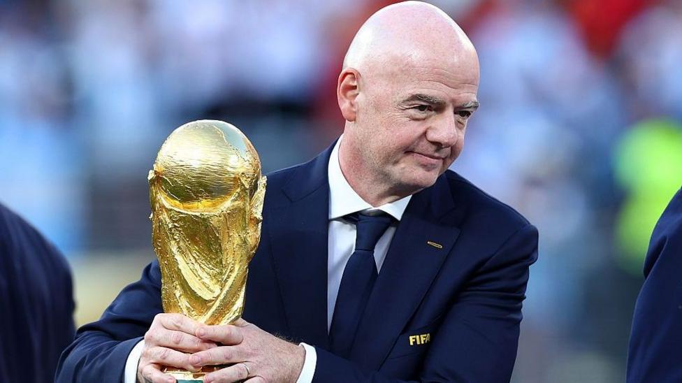 Fifa accuses Uefa of 'smear campaign' against Infantino