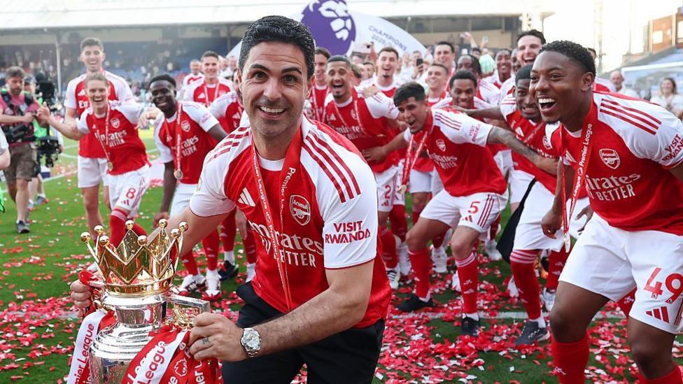 Arsenal had more than 20 players on shortlist to capitalise on title win
