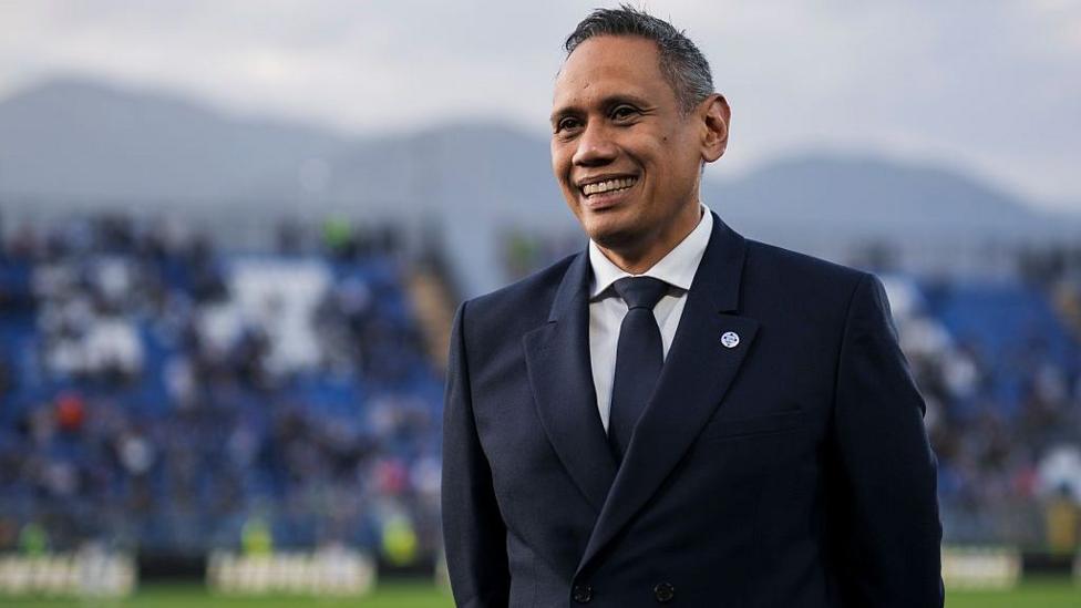 Como chiefs giving up seats to older fans for Champions League debut