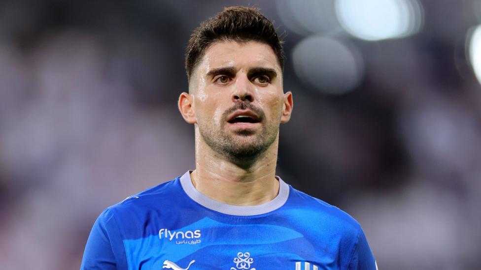Saudi club given stadium ban over Jota chants towards Neves