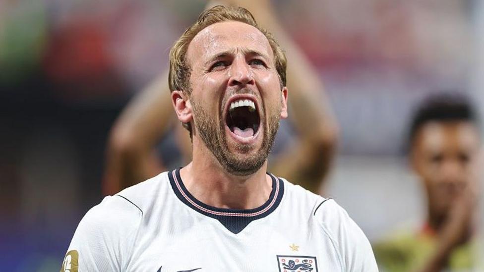 Can Kane buck history and win Ballon d'Or?