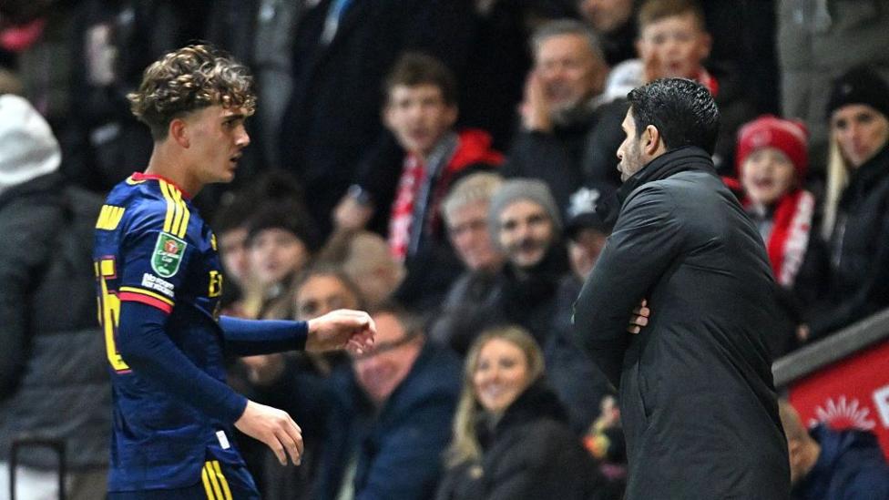 Arteta warns Dowman 'we are not in Disneyland' after red card
