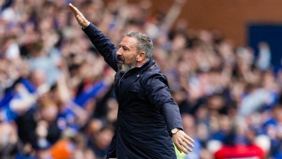 McInnes delivers togetherness & intensity in Old Firm gobsmacker