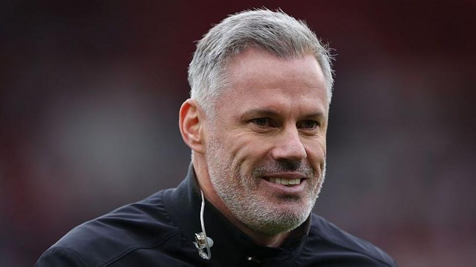 Villa to sue Carragher over 'unacceptable insults'
