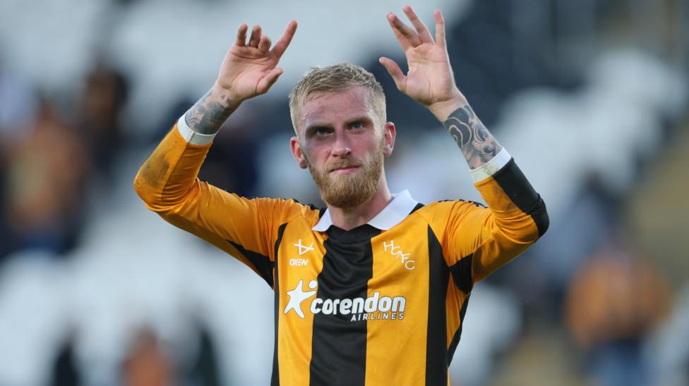 McBurnie & seven uncapped names in Scotland squad