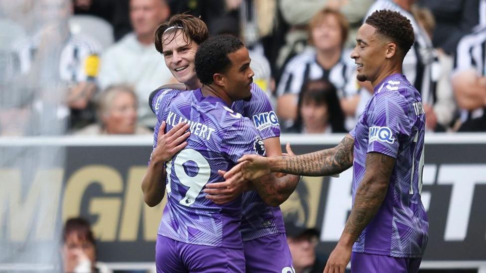 Scott shines, Dedic struggles - Newcastle v Bournemouth player ratings