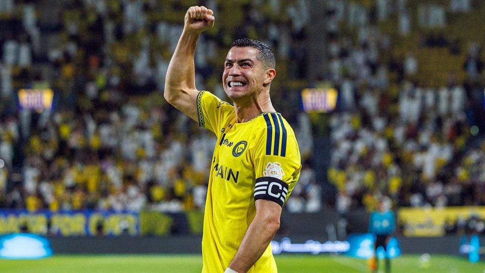 Ronaldo closes in on 1,000th goal with hat-trick