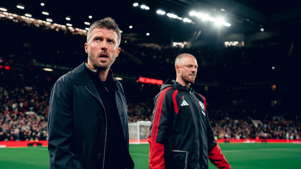 Carrick 'not bothered' by pressure - but should he be after this latest mess?
