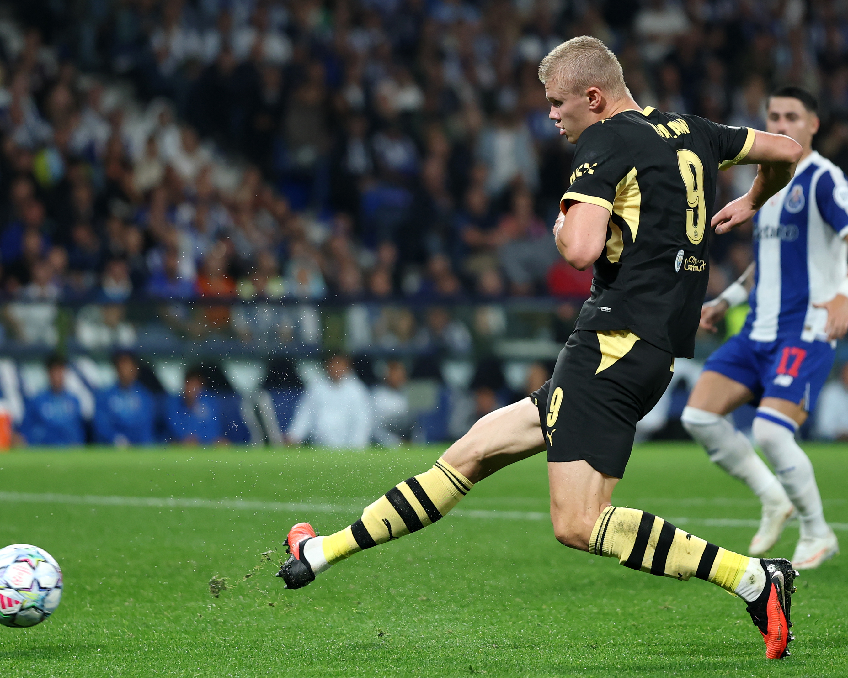 Haaland double gives Manchester City ideal Champions League start in Porto