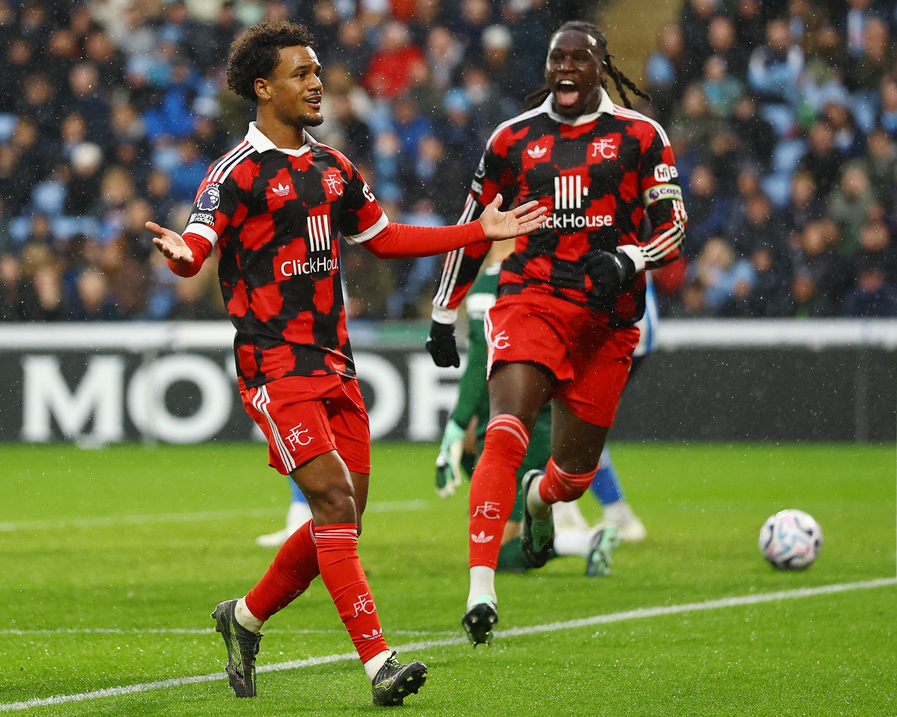 Fulham climb out of drop zone after Oscar Bobb’s late show sinks Coventry