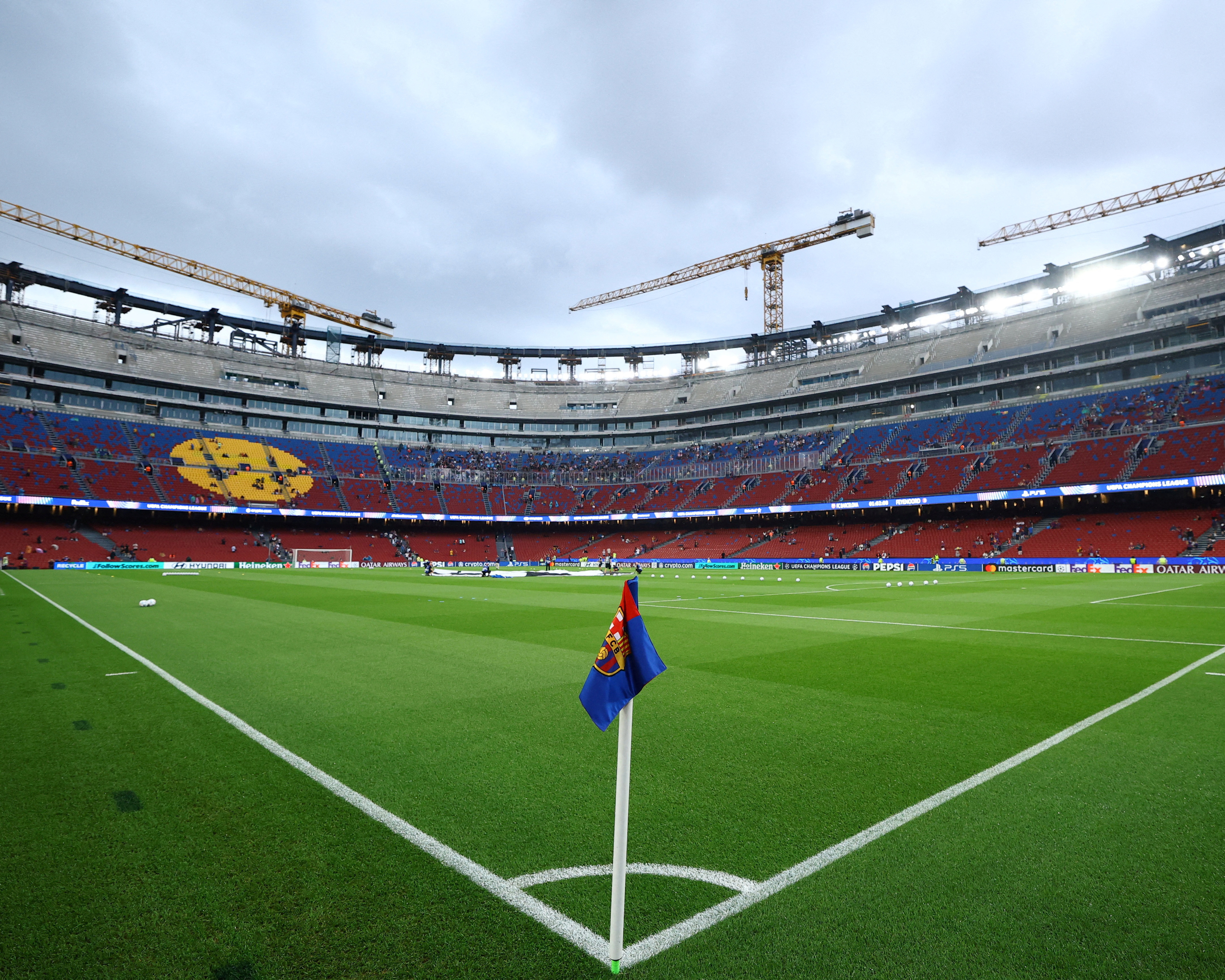 Barcelona v Real Madrid: El Clásico – live