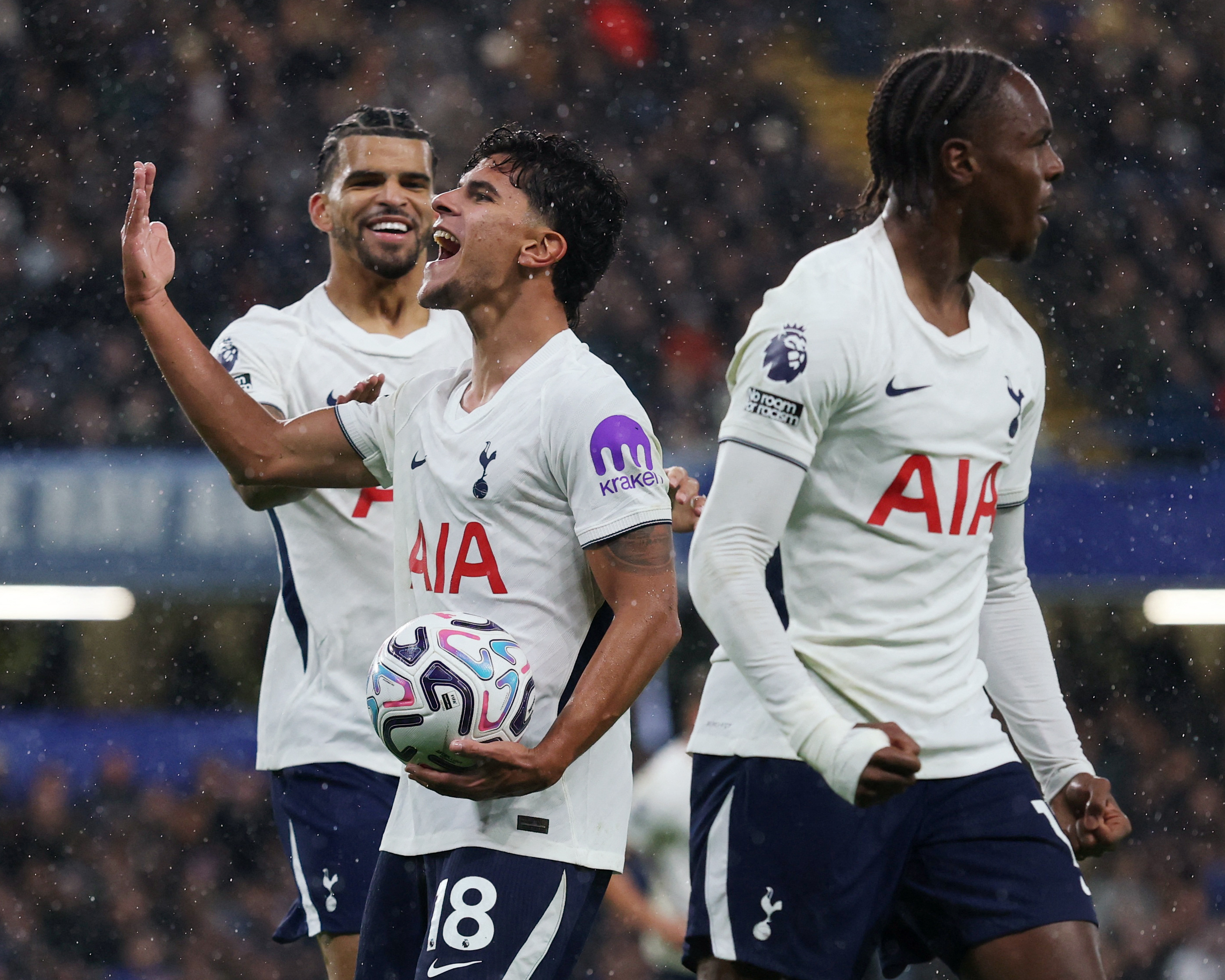 Chelsea v Tottenham: Premier League – live