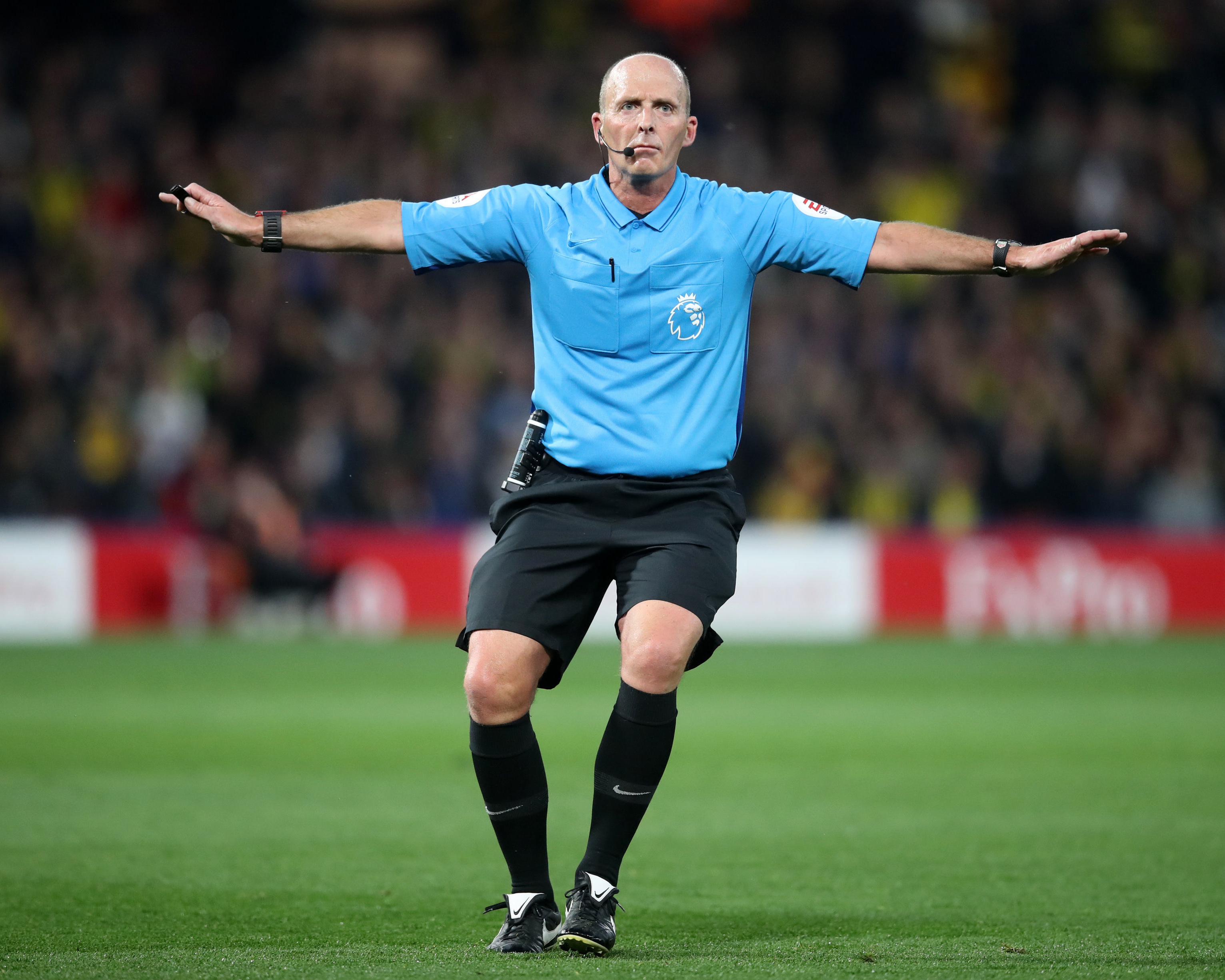 Former referees’ boss says Dean ‘in fantasy land’; Spurs axe Richarlison; Liverpool head to Ipswich: football – live