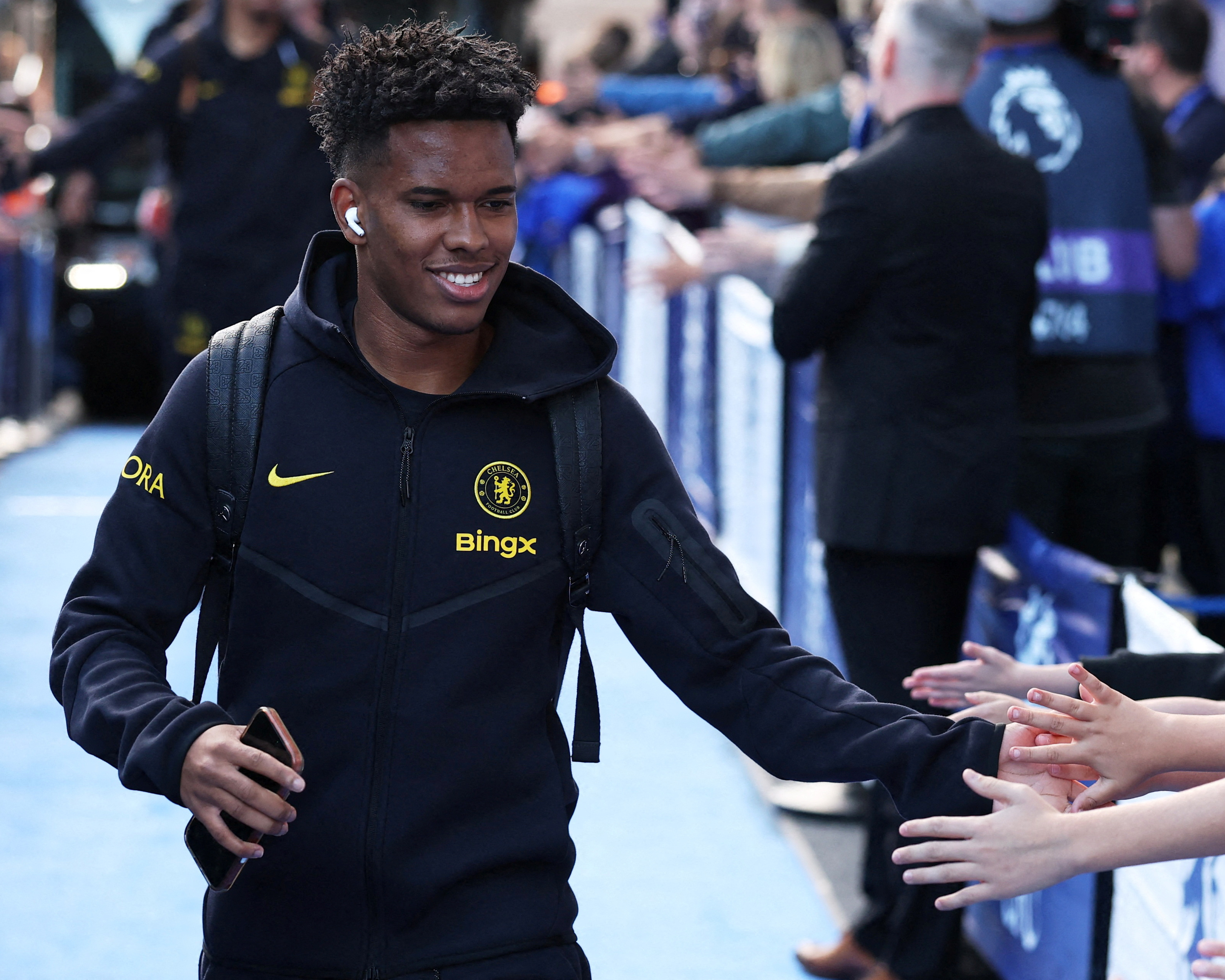 Xabi Alonso rules out January loan move for Chelsea winger Estêvão Willian