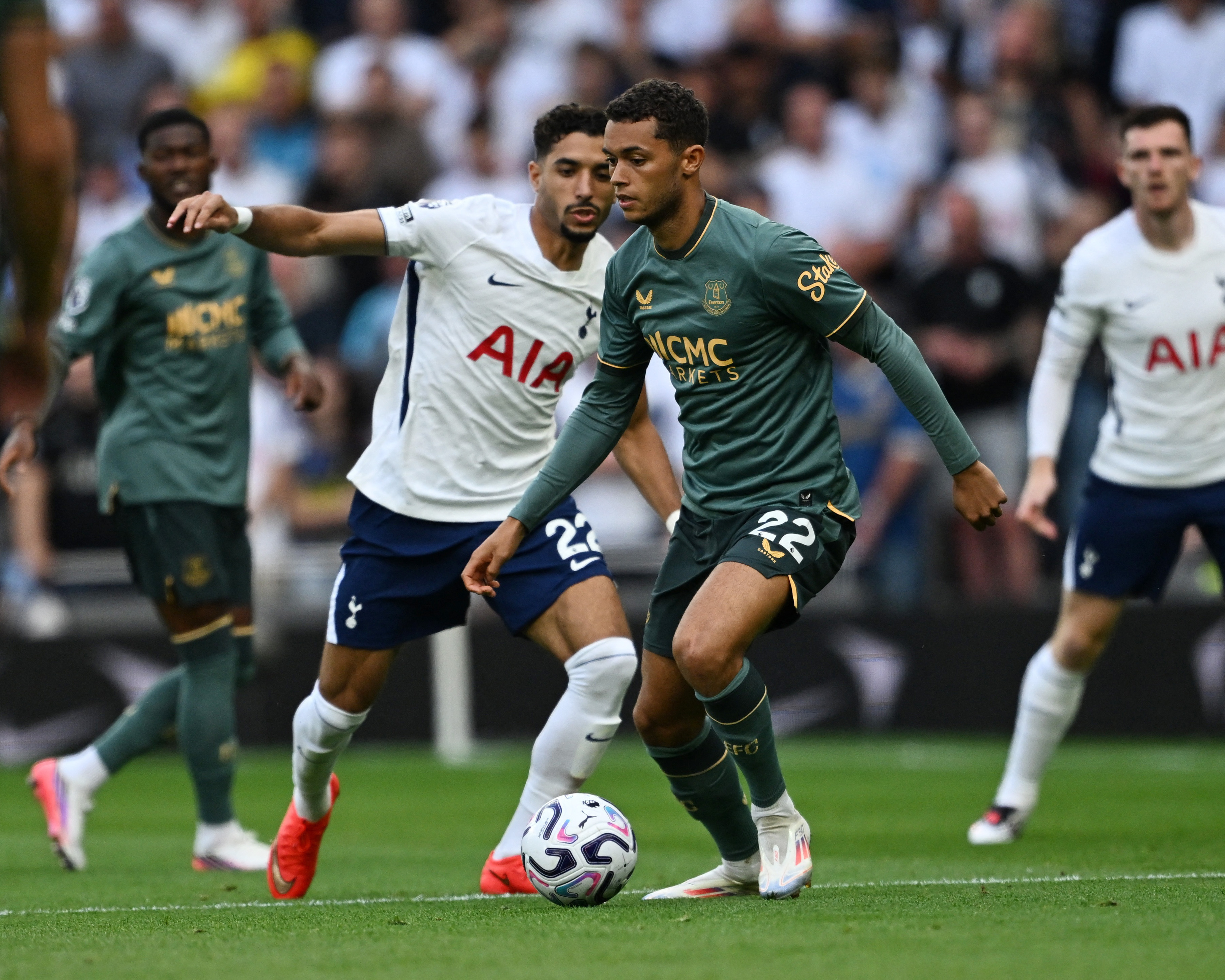 Tottenham Hotspur v Everton: Premier League – live