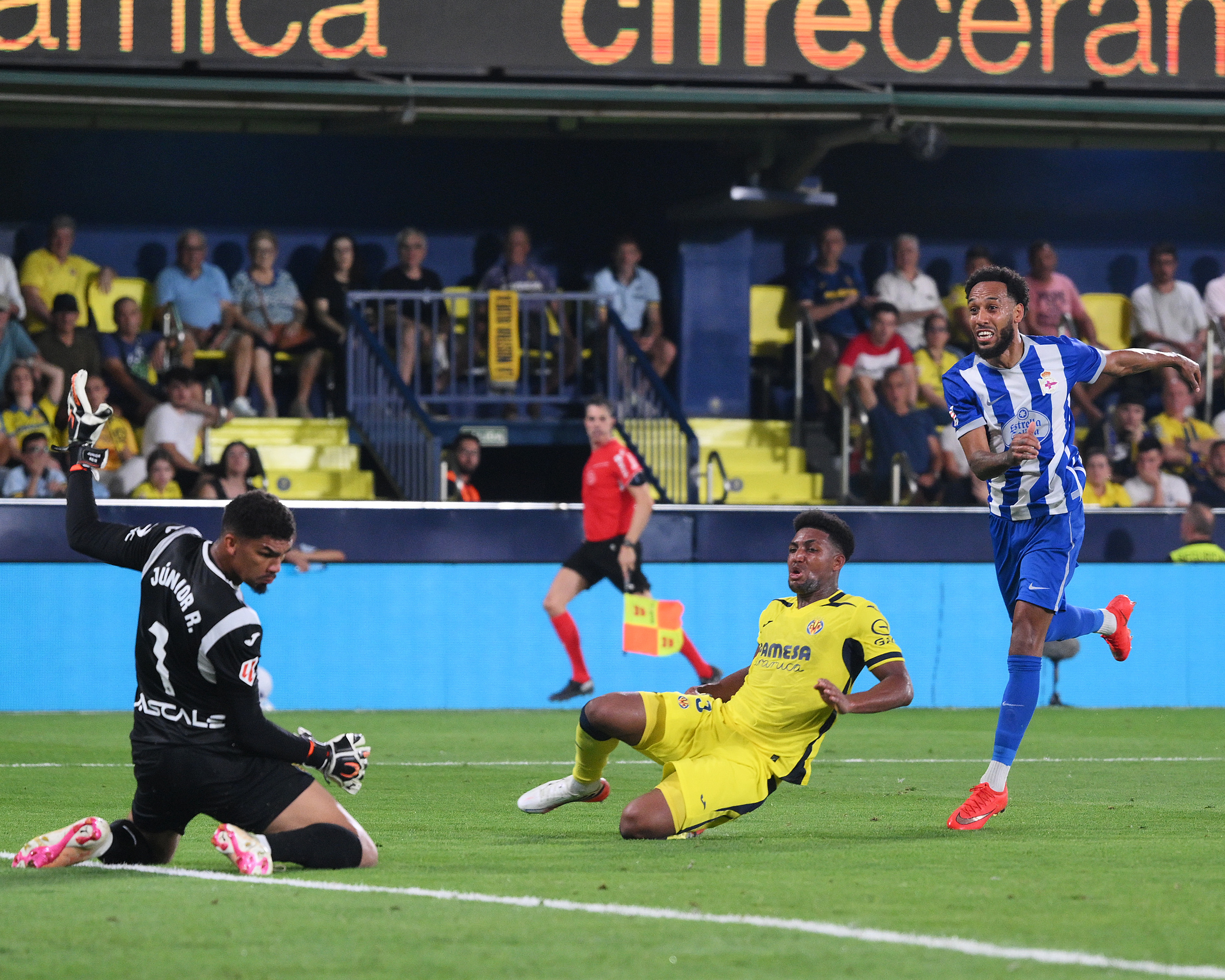 Aubameyang rolls back years as revamped ‘Super Dépor’ return to La Liga in style | Billy Munday