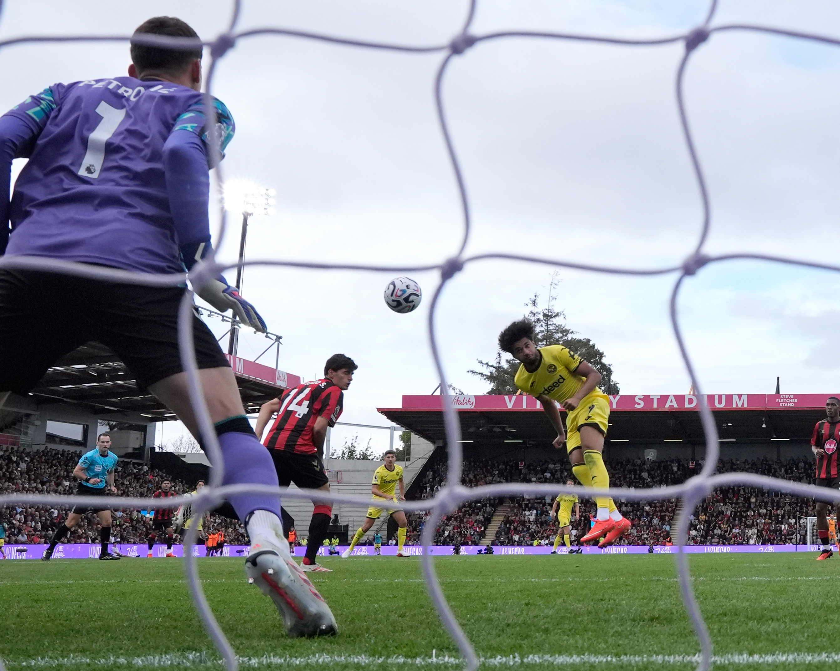 Schade double denies Bournemouth first league win as Brentford rescue draw