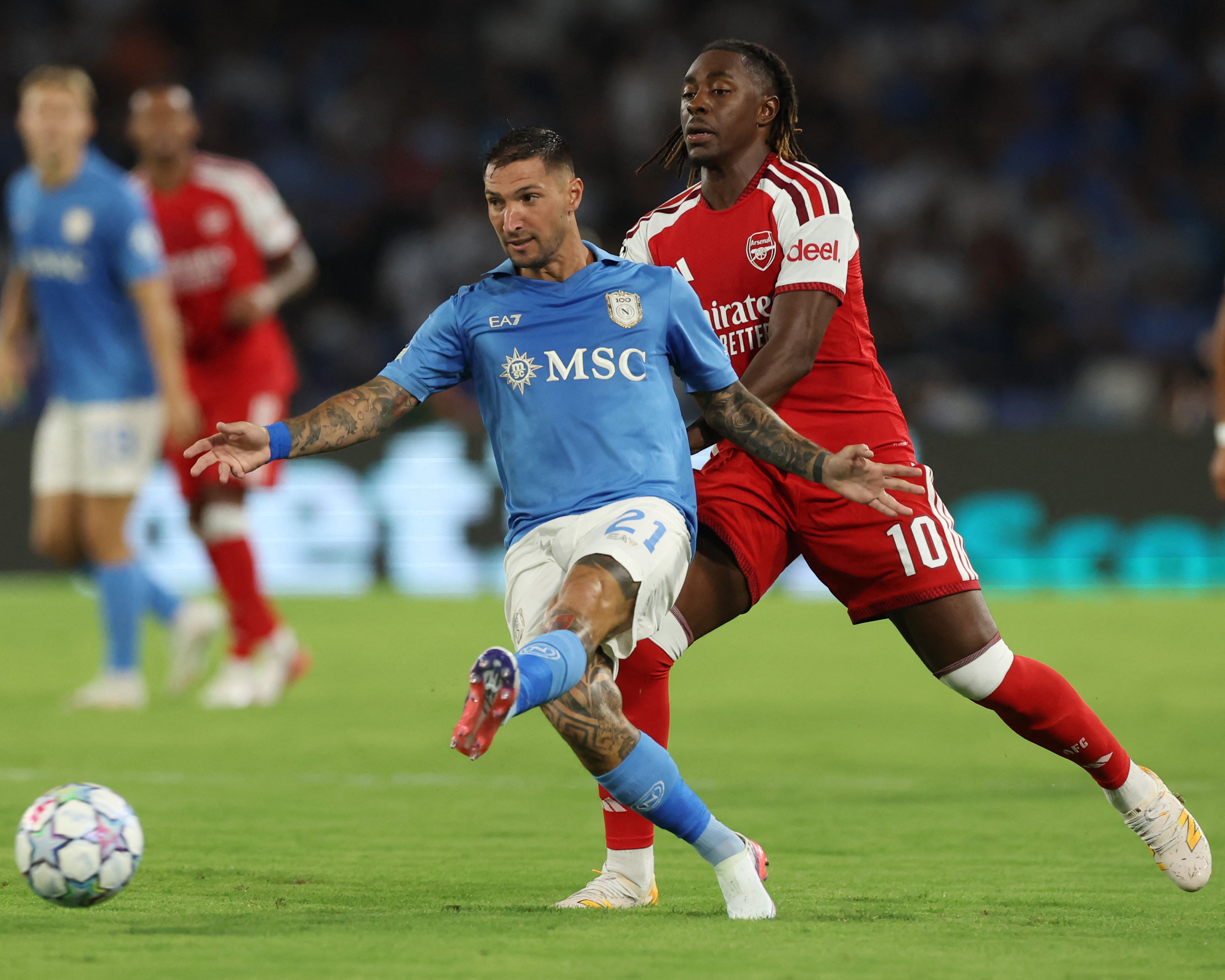 Napoli v Arsenal: Champions League – live
